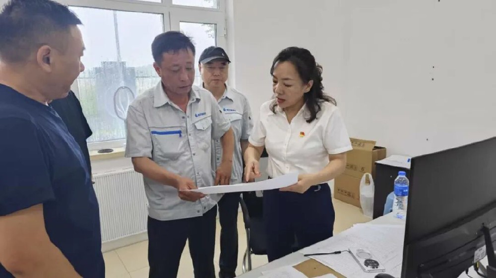 支部立项 党员攻坚 | 英国上市公司365：服务筑基科技赋能 党建领航再建新功